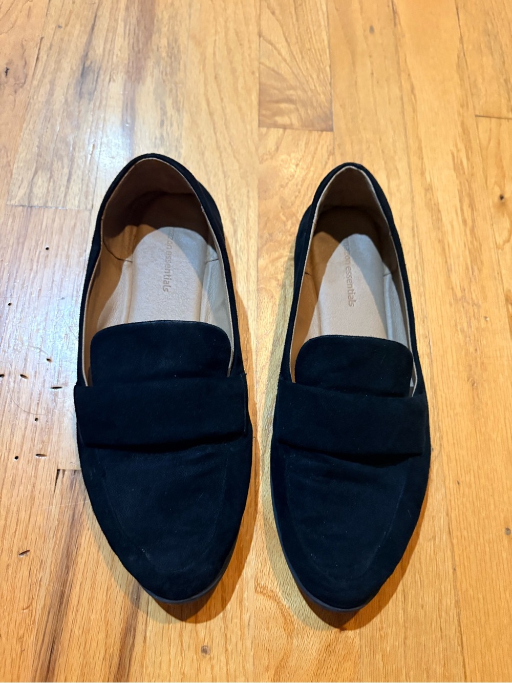 Amazon Essentials Black Faux Suede Loafers Women’s Size 7 Slip-On Flats